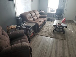 Aaron's - Photo 5