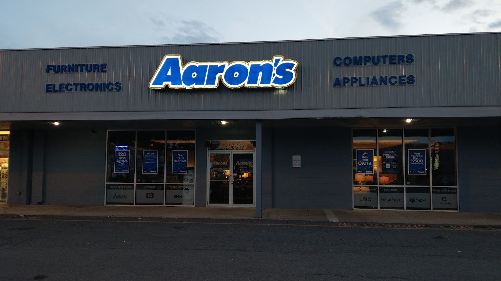 Aaron's - Photo 1