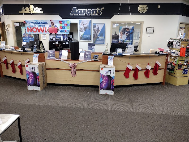 Aaron's - Photo 1