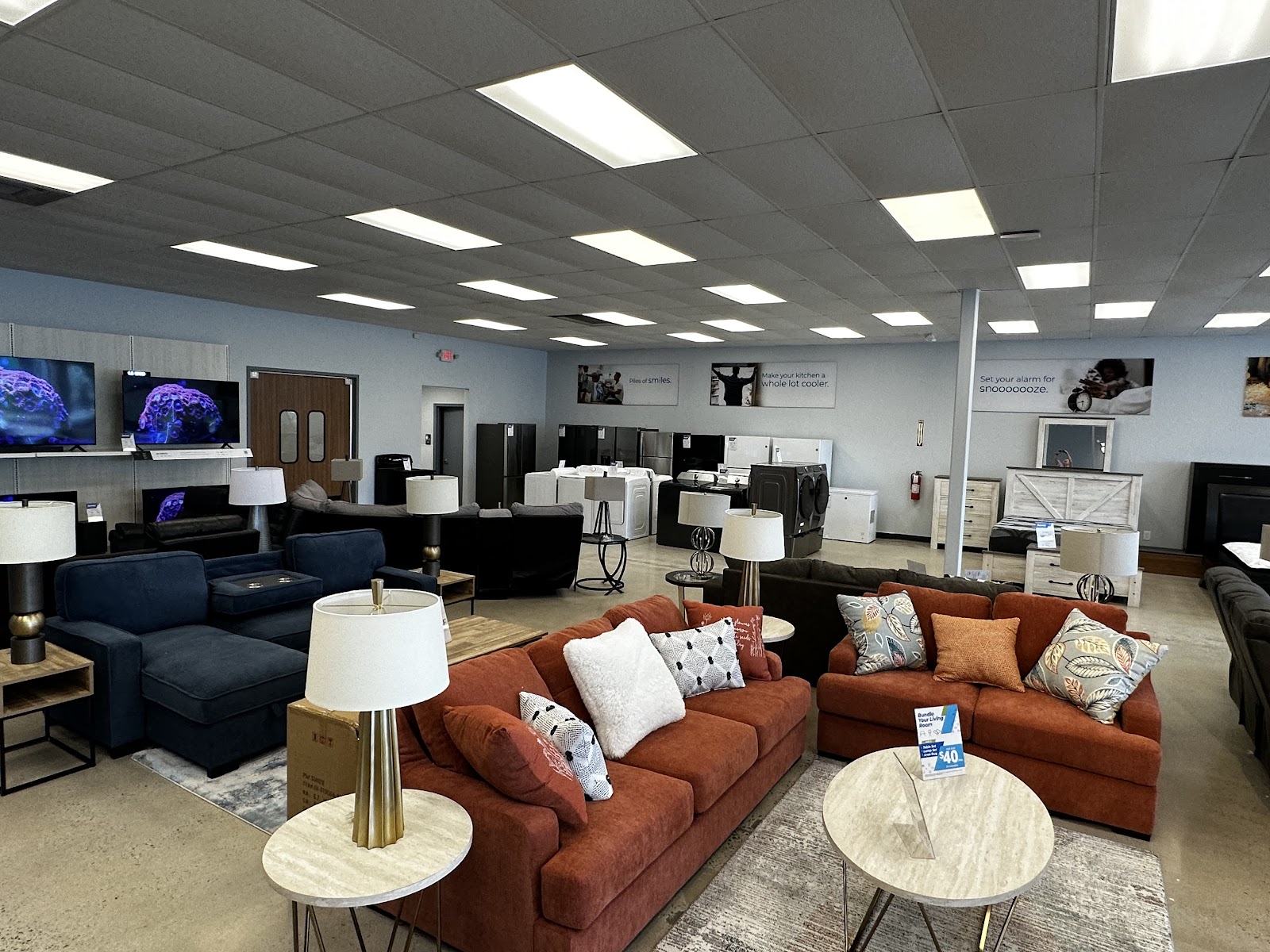 Aaron's - Photo 5