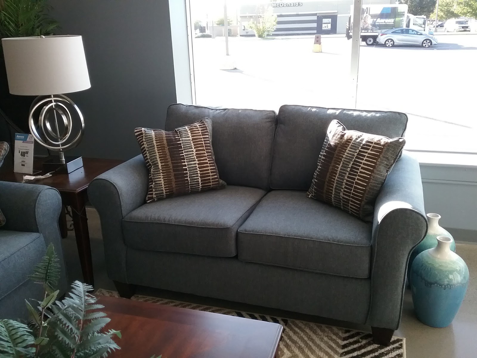 Aaron's - Photo 2