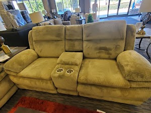 Aaron's - Photo 5