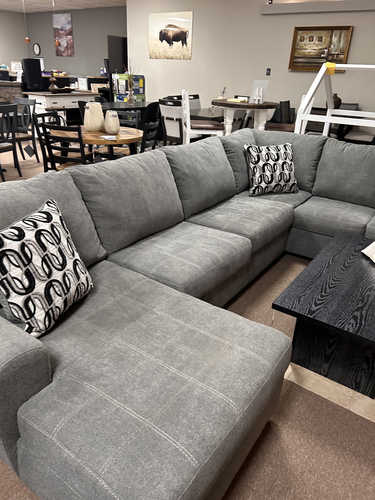 Home Store Rent To Own - Photo 3
