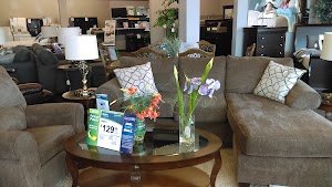 Aaron's - Photo 5