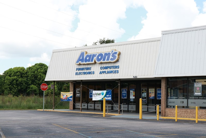 Aaron's - Photo 1