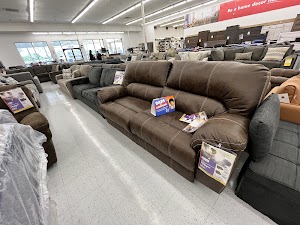 Aaron's - Photo 5