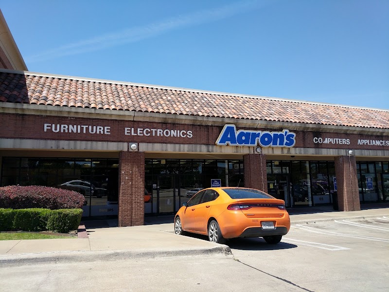 Aaron's - Photo 1