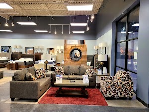 Aaron's - Photo 4