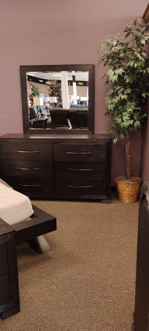 Aaron's - Photo 5