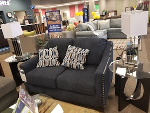 Aaron's - Photo 3