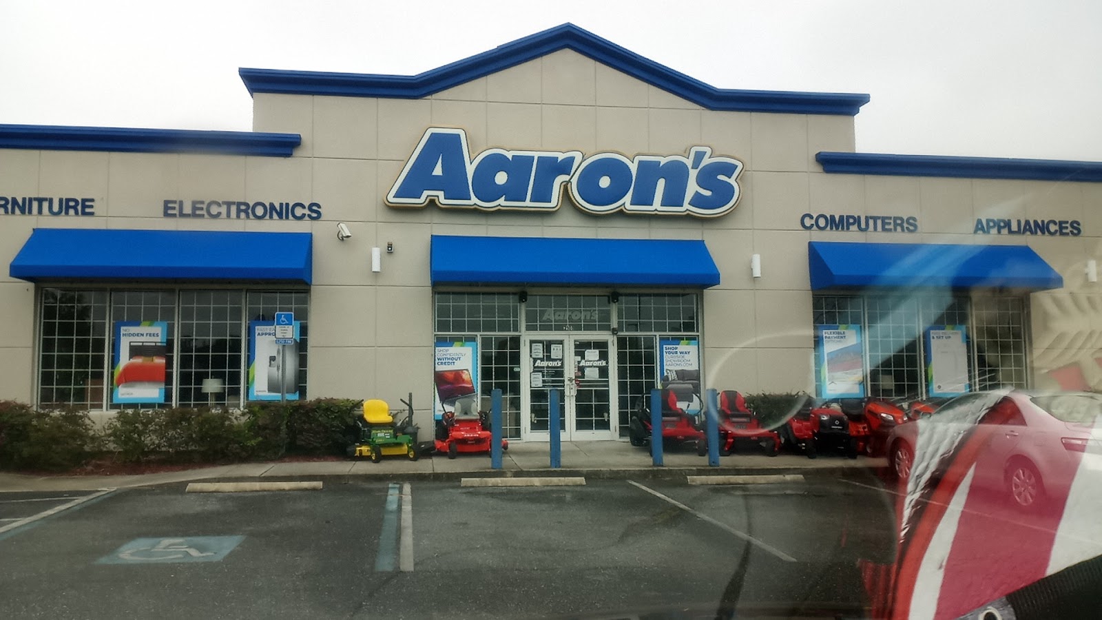 Aaron's - Photo 1