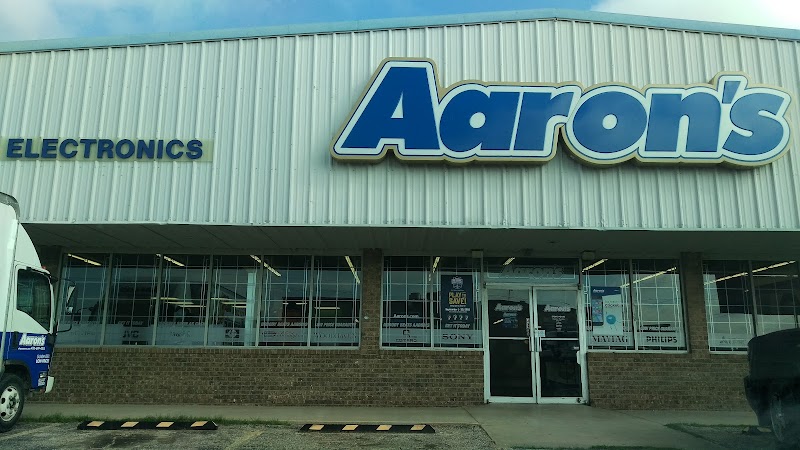 Aaron's - Photo 1
