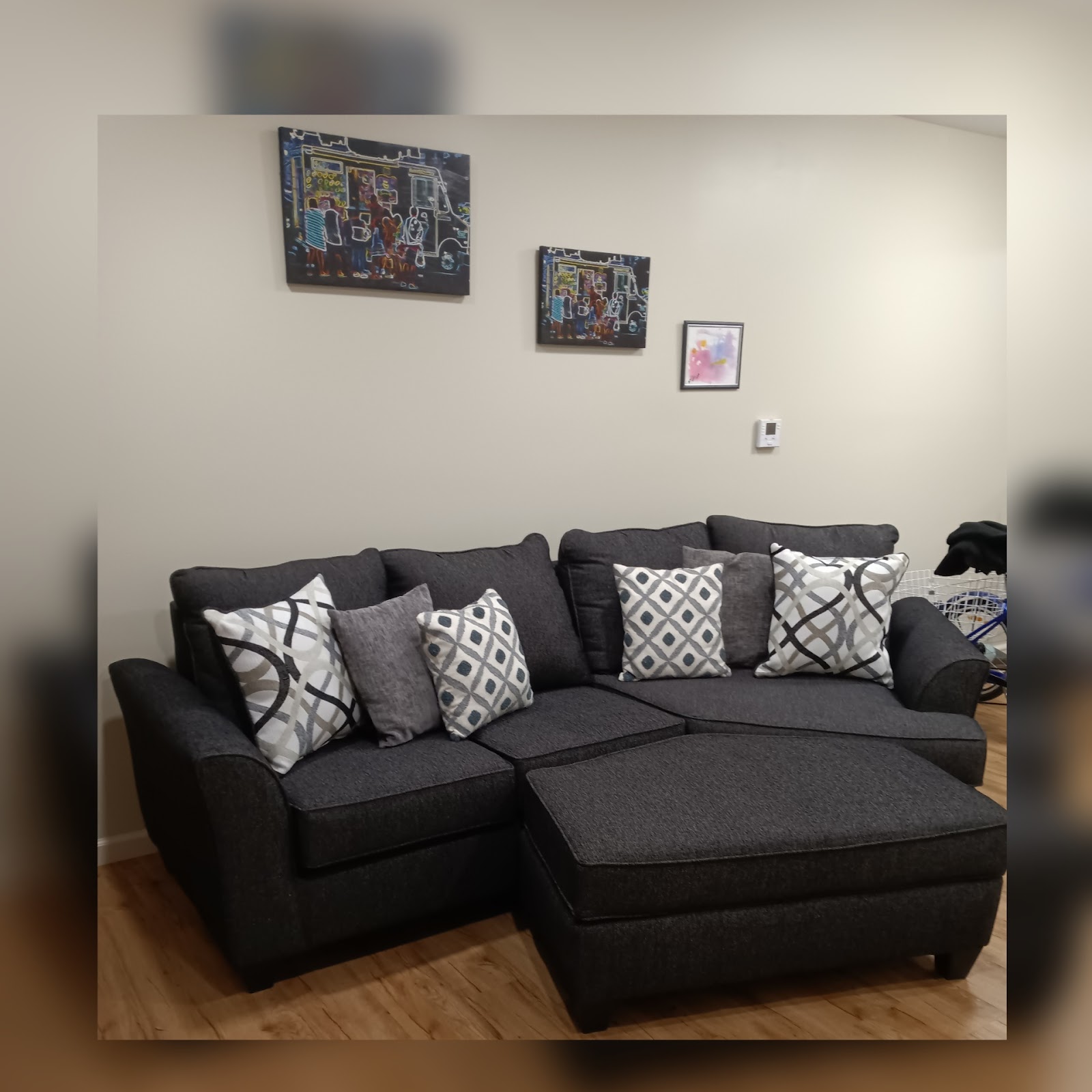 Aaron's - Photo 5