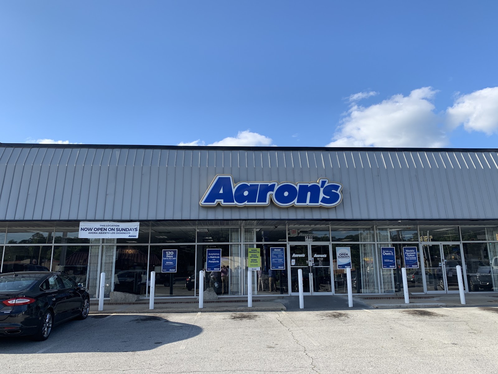 Aaron's - Photo 1