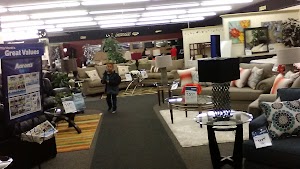 Aaron's - Photo 4