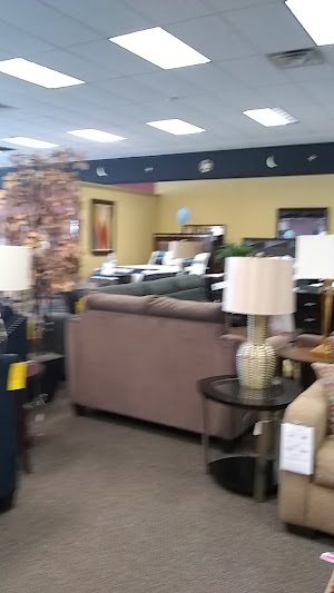 Aaron's - Photo 3