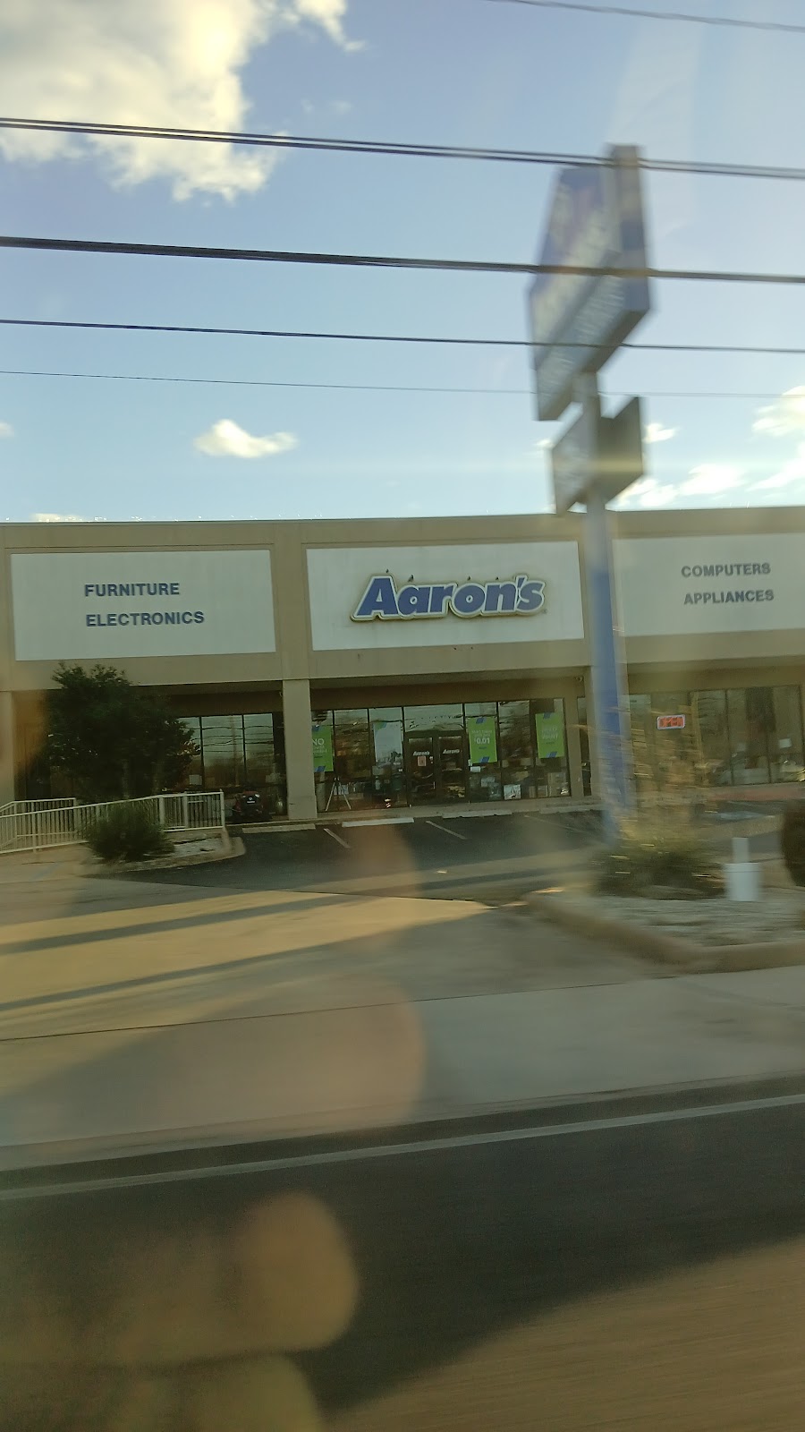 Aaron's - Photo 1