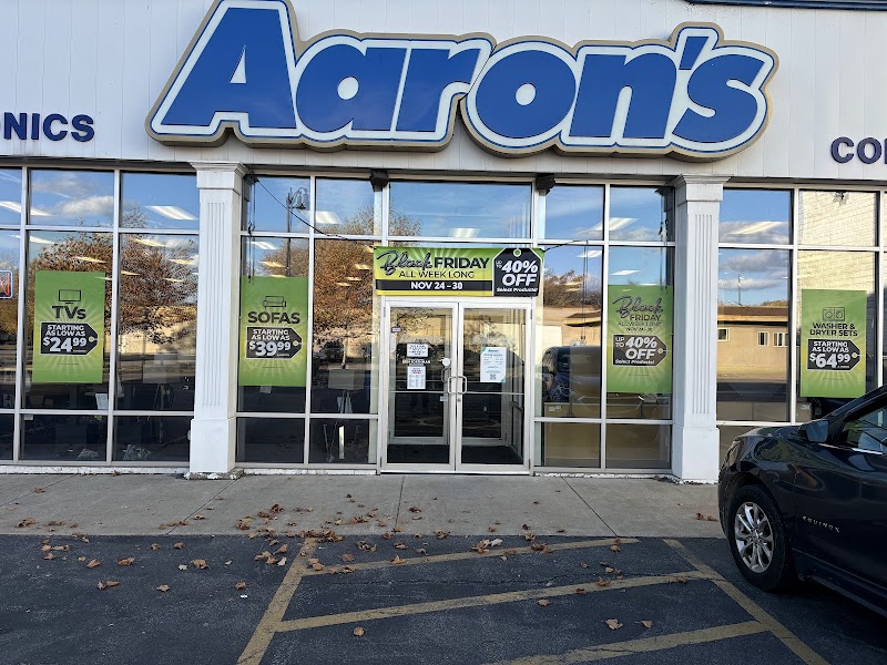 Aaron's - Photo 1