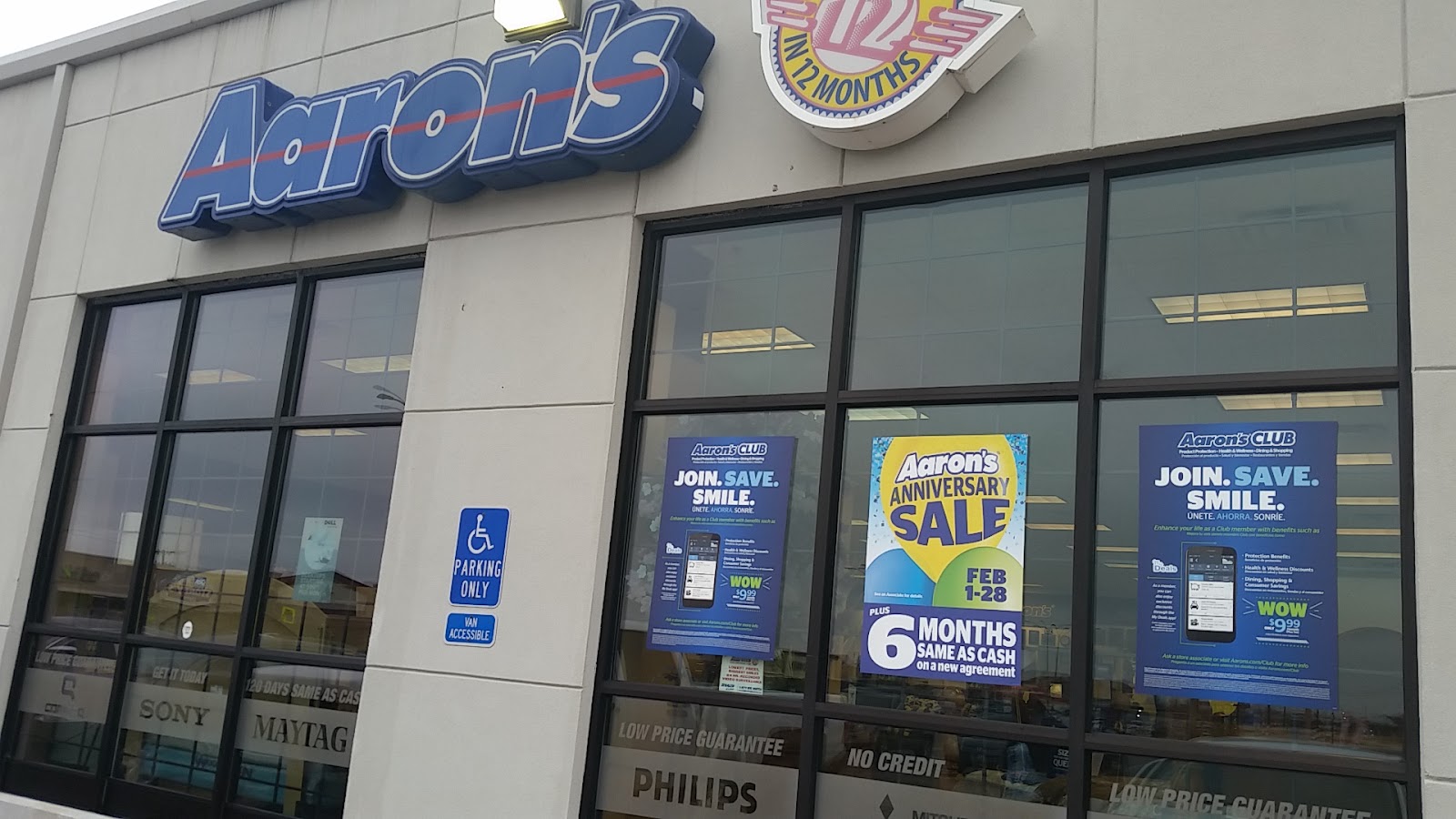 Aaron's - Photo 1