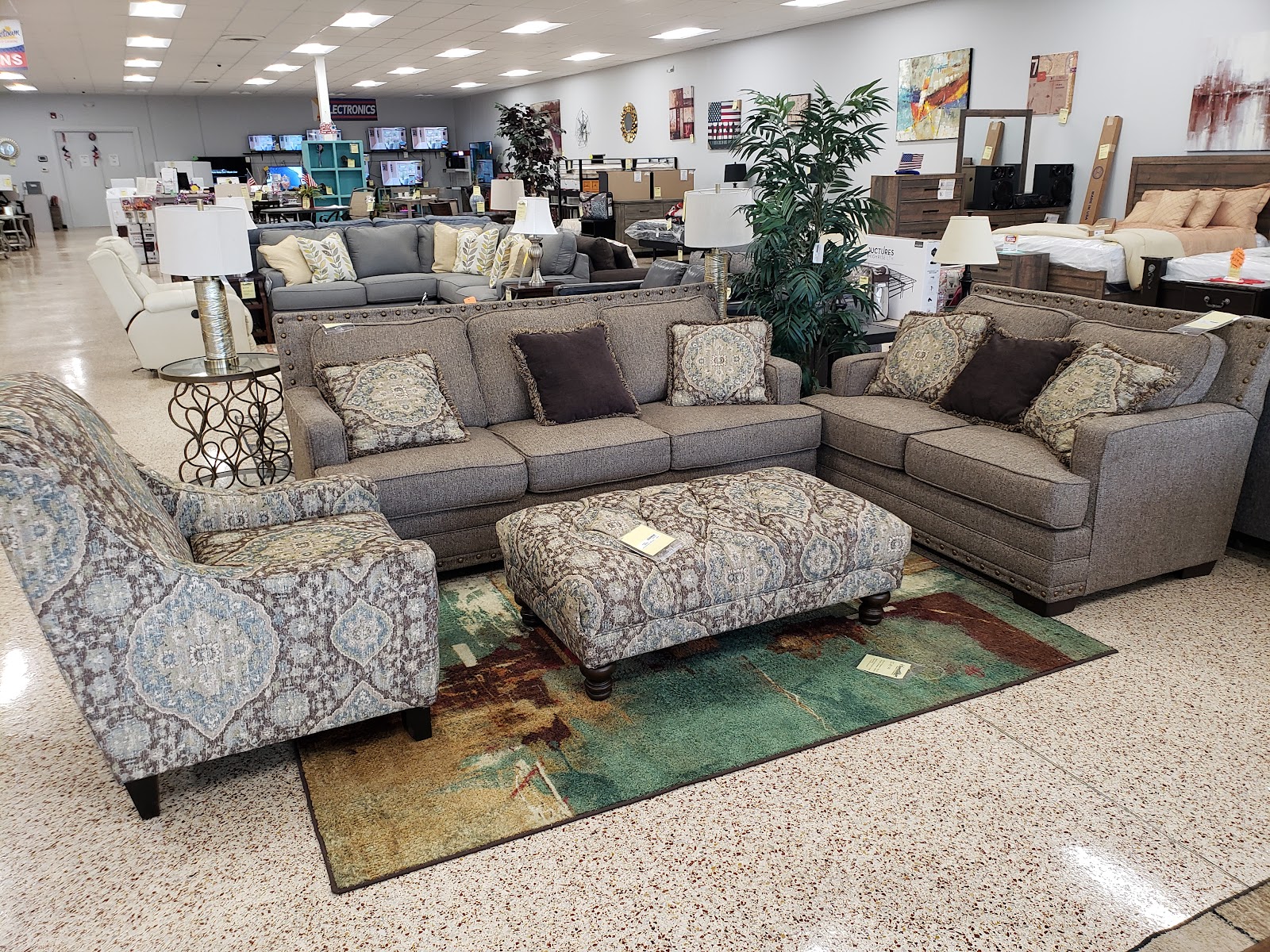 Buddy's Home Furnishings - Photo 5