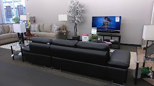 Aaron's - Photo 4