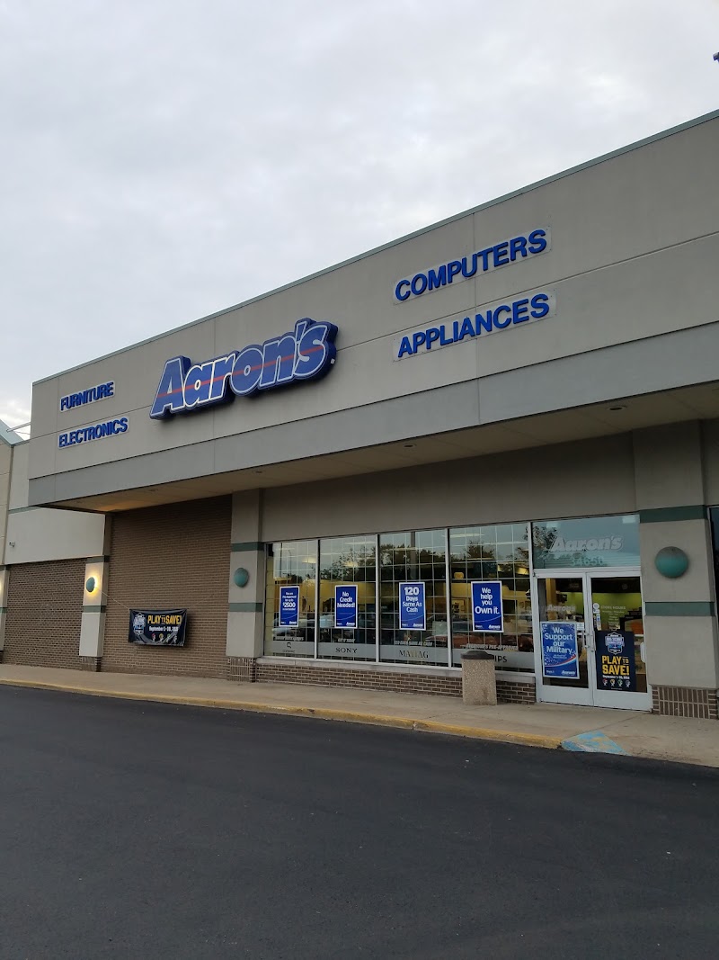 Aaron's - Photo 1