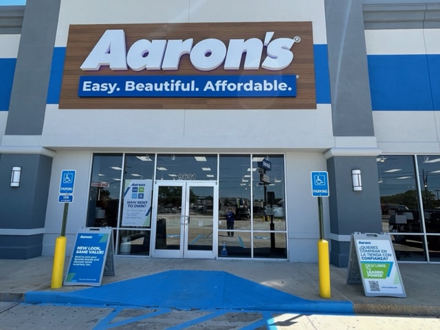 Aaron's - Photo 1