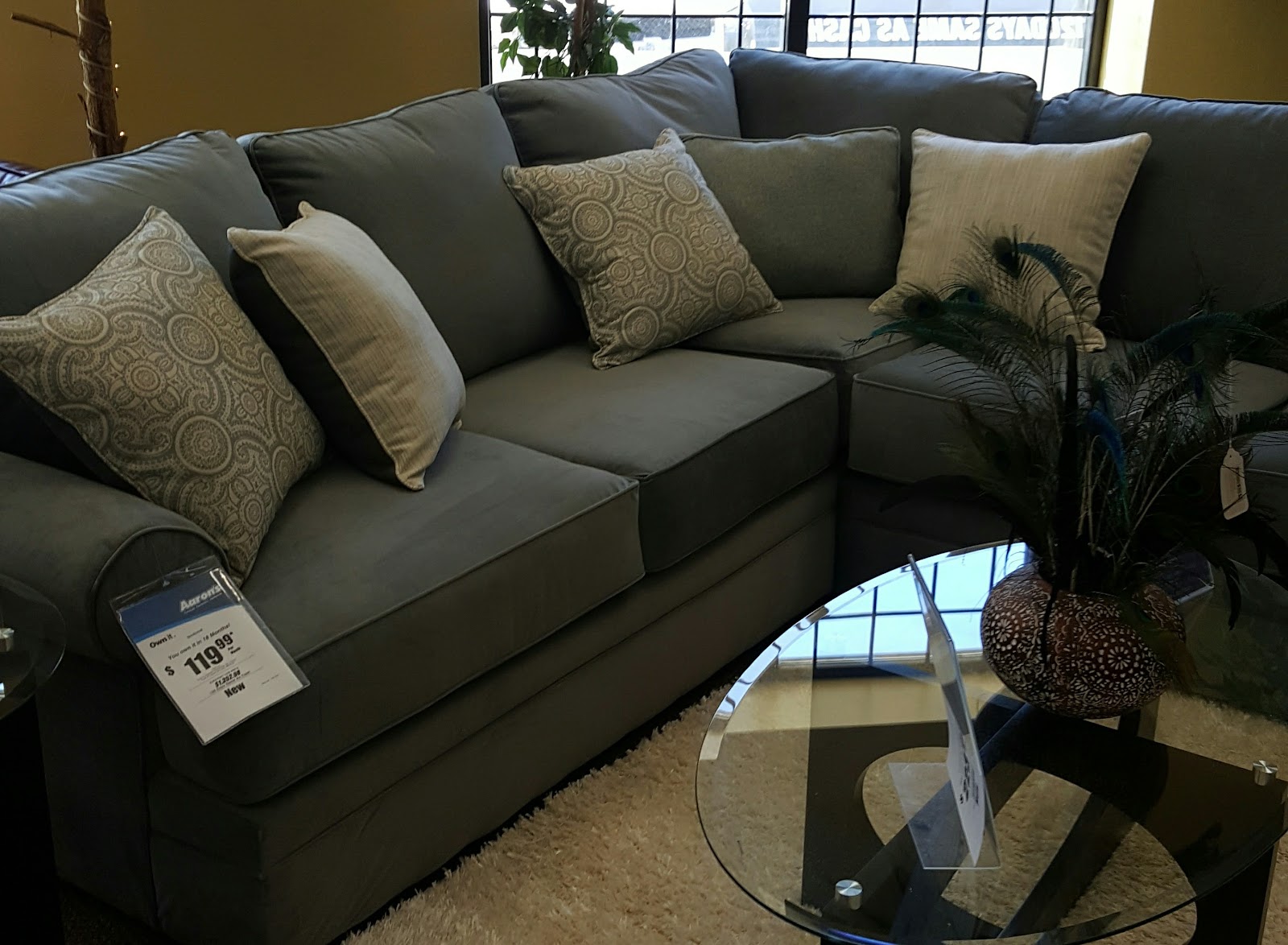 Aaron's - Photo 4