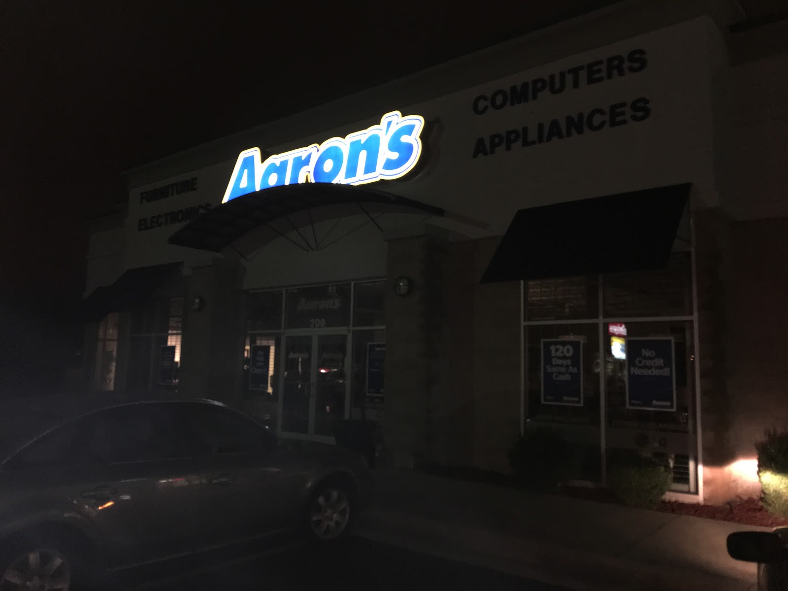 Aaron's - Photo 1