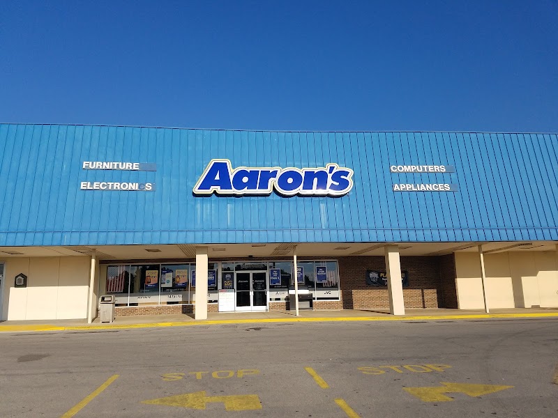 Aaron's - Photo 1