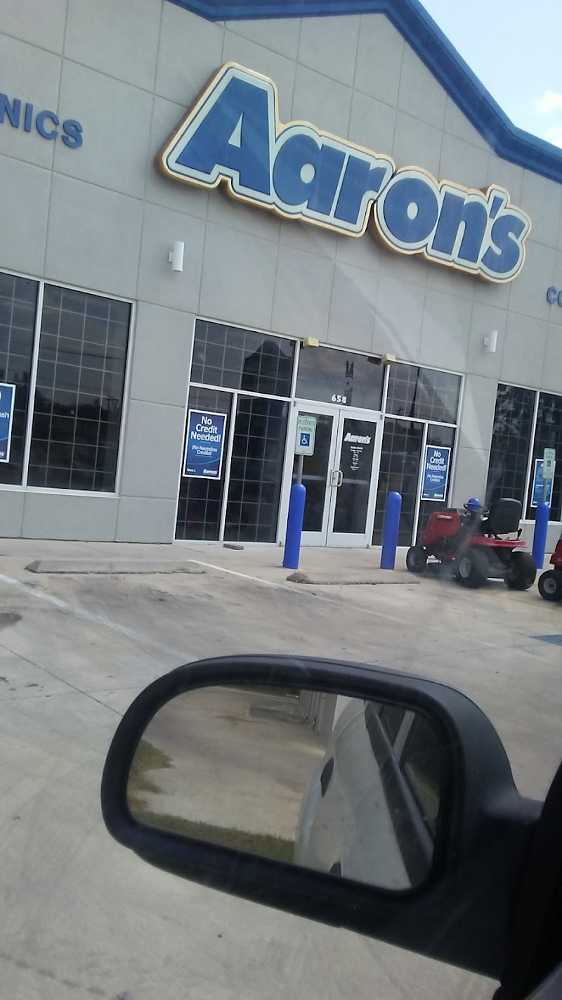 Aaron's - Photo 1
