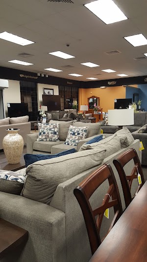 Aaron's - Photo 4