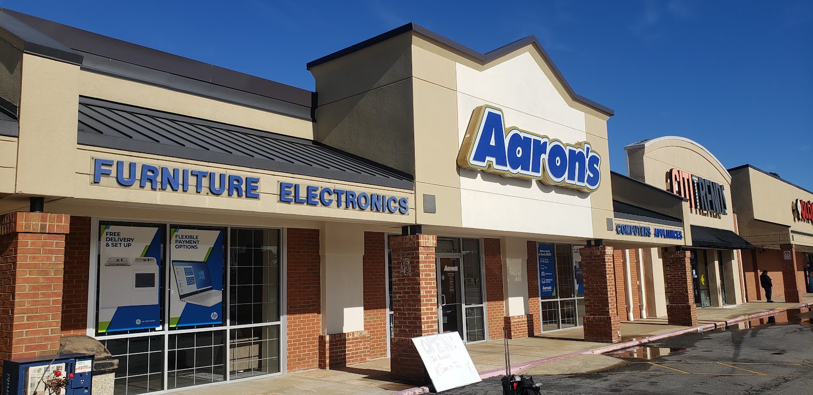 Aaron's - Photo 3
