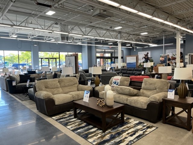 Aaron's - Photo 3