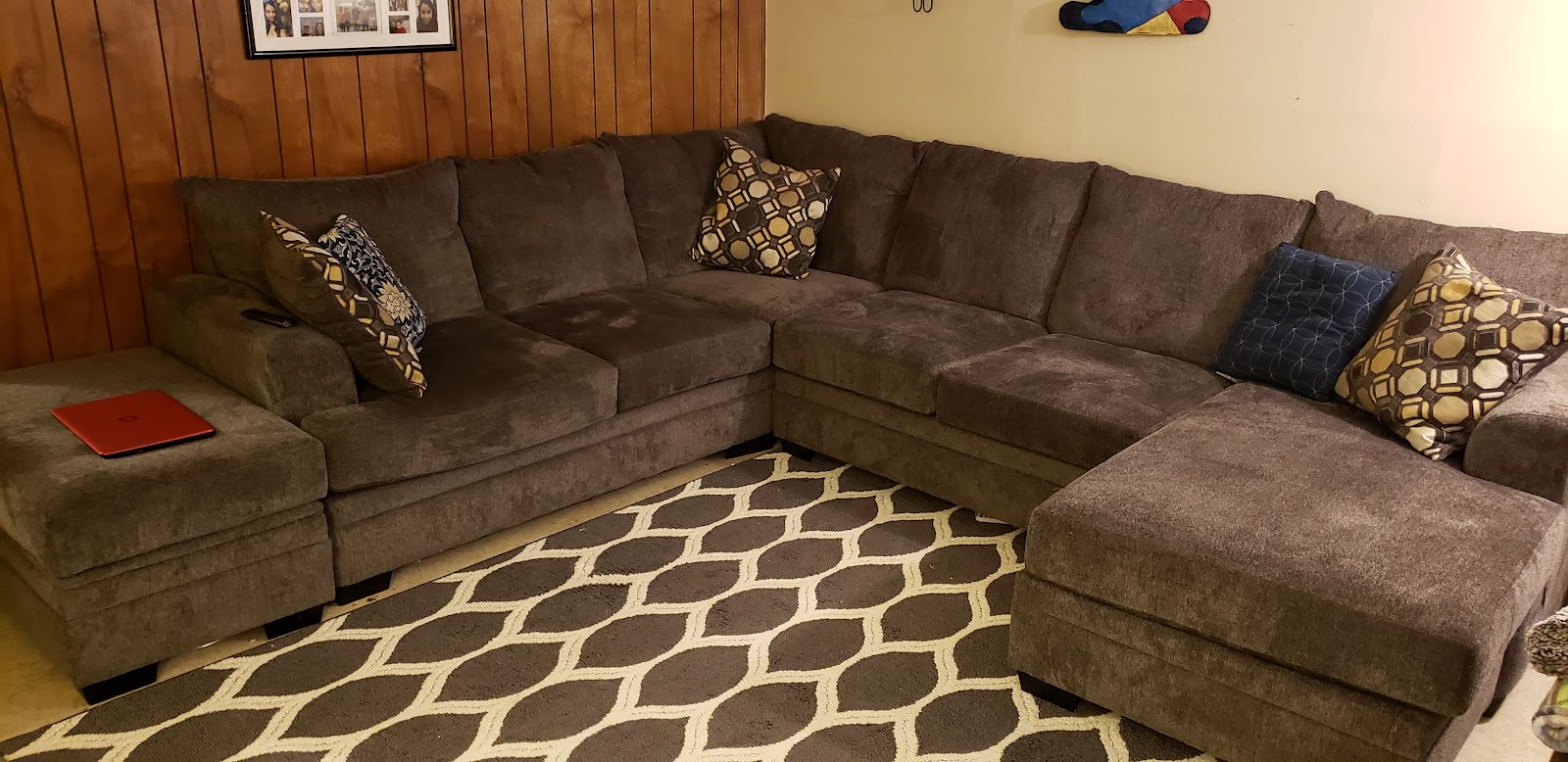 Aaron's - Photo 4