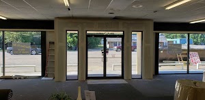 Bargain Center LLC - Photo 3