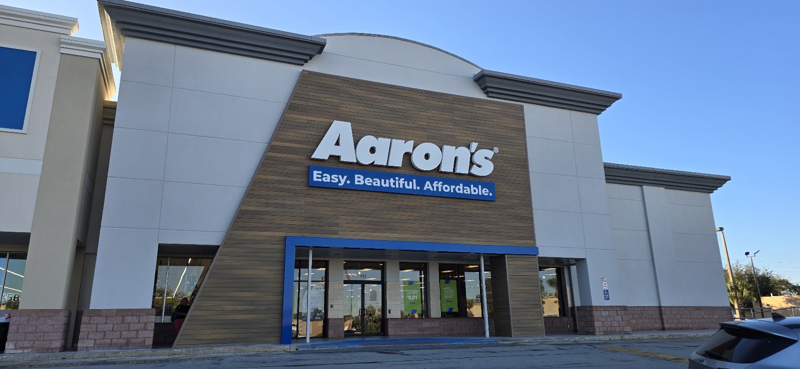 Aaron's - Photo 1