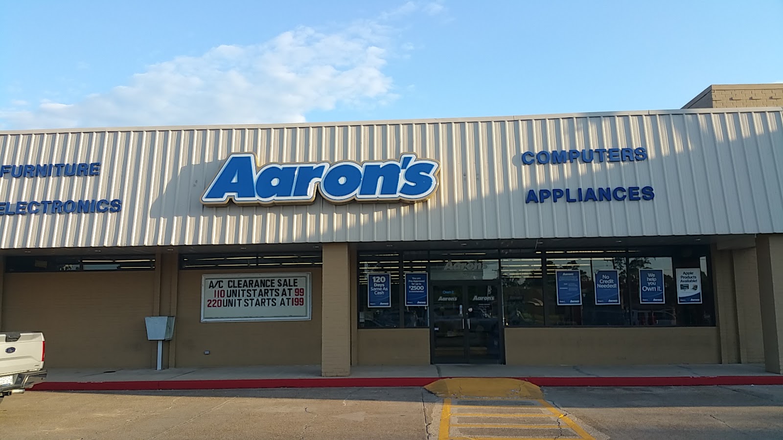 Aaron's - Photo 1