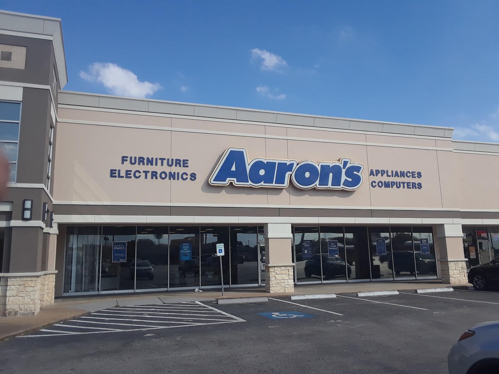 Aaron's - Photo 1