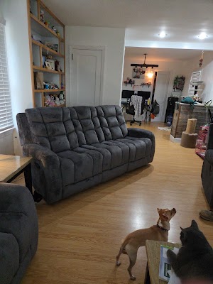 Aaron's - Photo 4