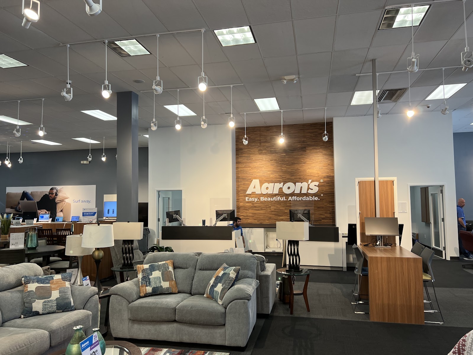 Aaron's - Photo 3