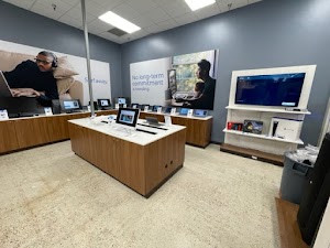 Aaron's - Photo 5