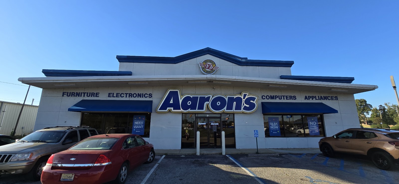 Aaron's - Photo 5