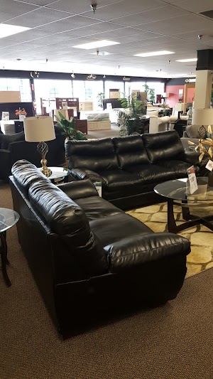 Aaron's - Photo 5