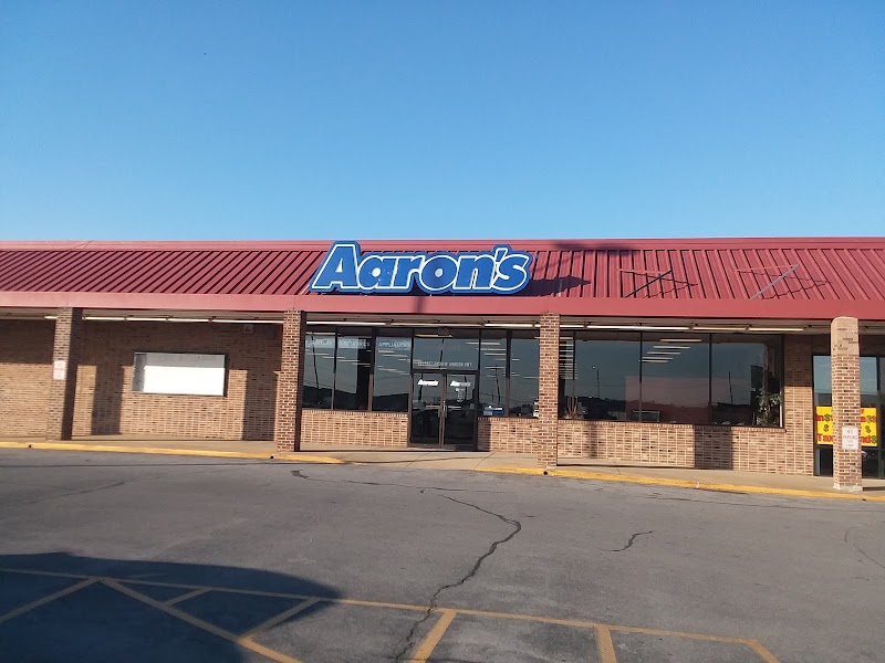 Aaron's - Photo 1