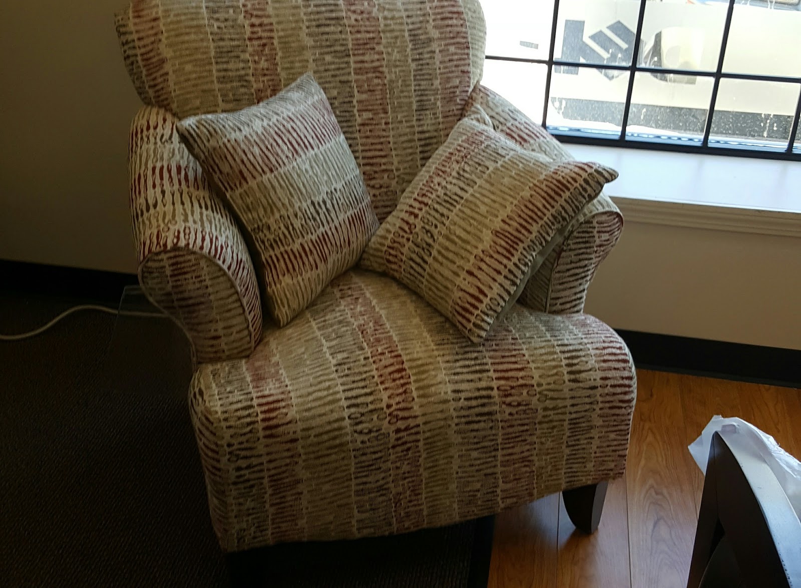 Aaron's - Photo 2