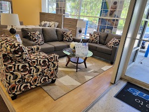 Aaron's - Photo 5