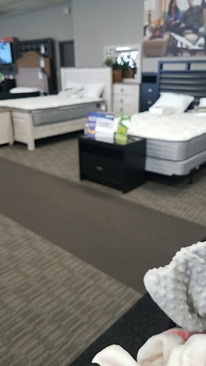 Aaron's - Photo 6