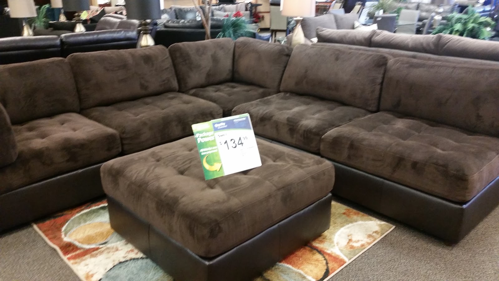 Aaron's - Photo 5