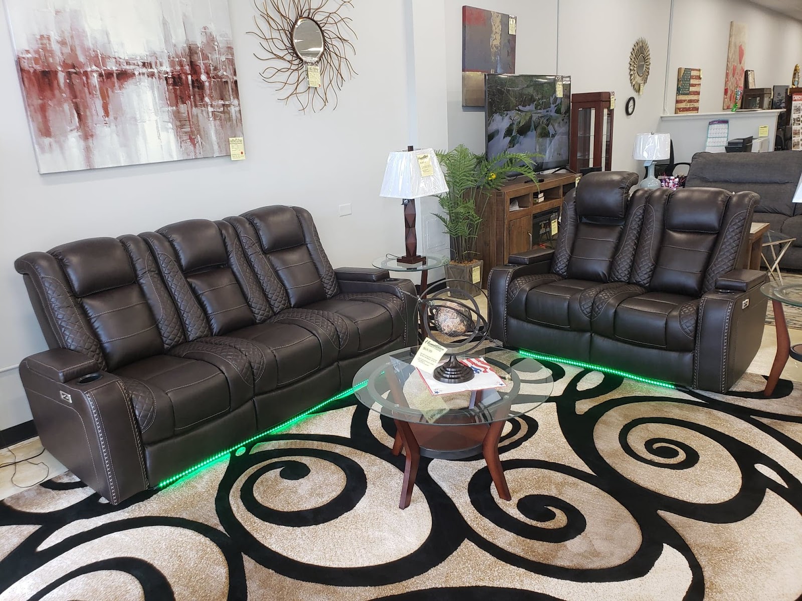 Buddy's Home Furnishings - Photo 3